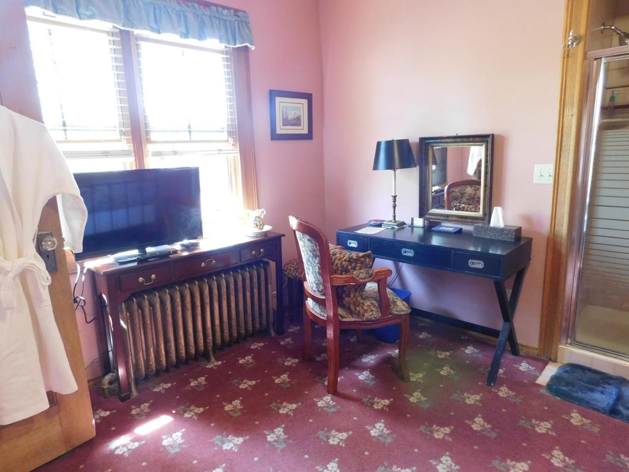 Bacon Mansion Bed And Breakfast Сиатъл Екстериор снимка