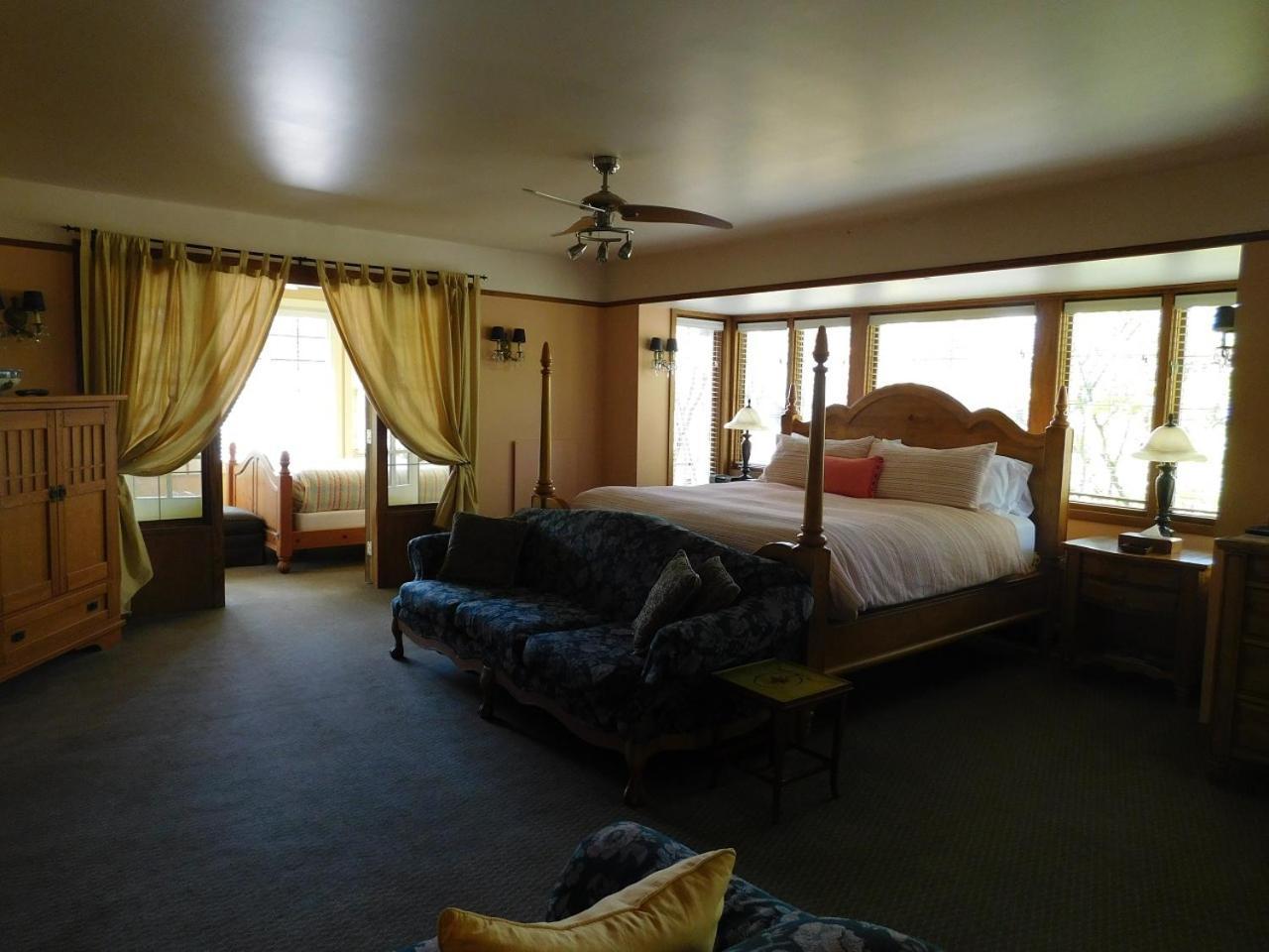 Bacon Mansion Bed And Breakfast Сиатъл Екстериор снимка